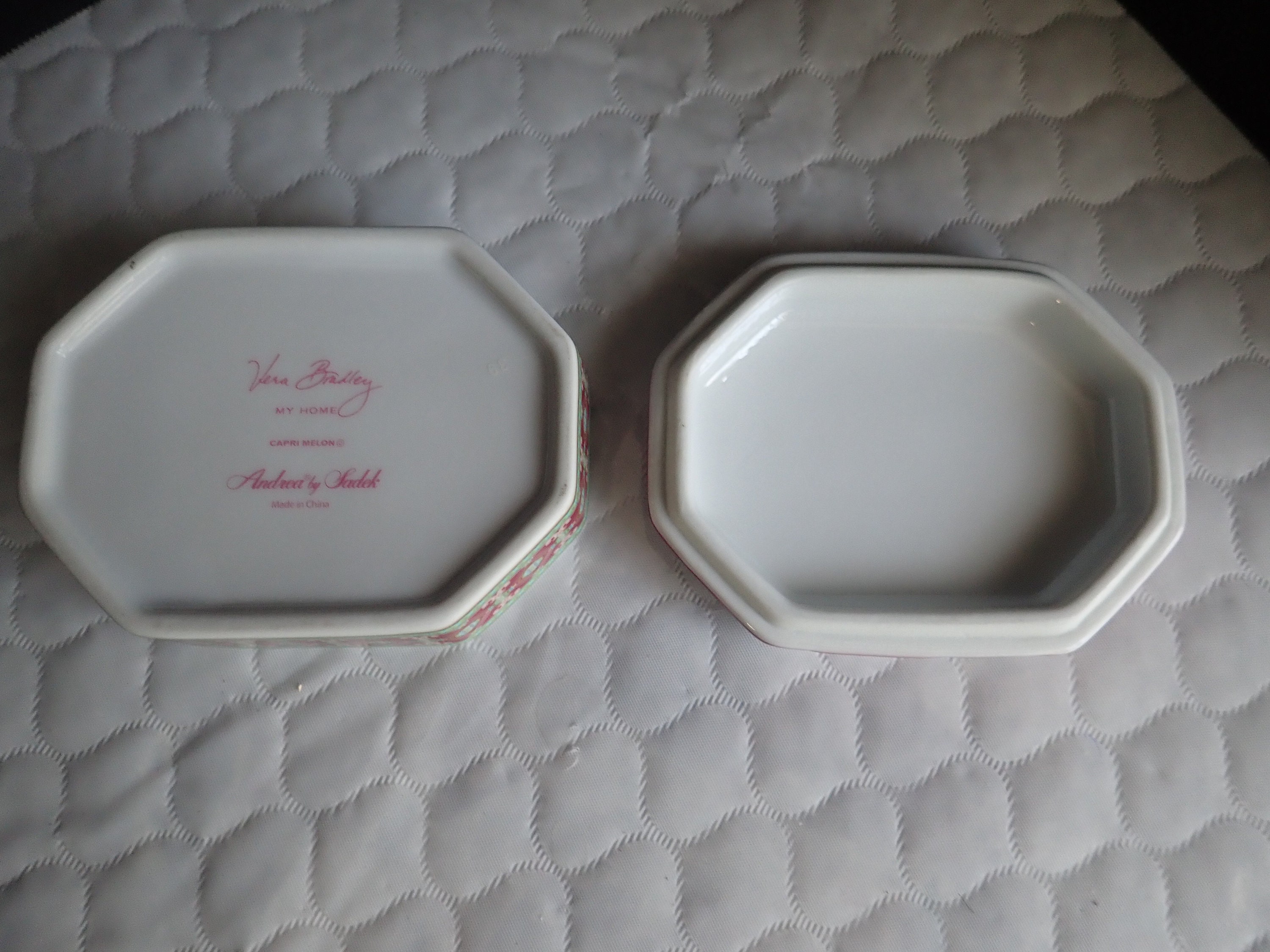 Andrea by Sadek Vera Bradley My Home Capri Melon 4 X 3 in 8 Sided Porcelain  Ceramic Lidded Trinket Box - Etsy Denmark