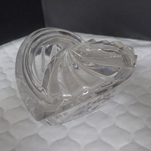 Gorham Lead Crystal Heart Shaped Potpourri / Vanity Box with Lid