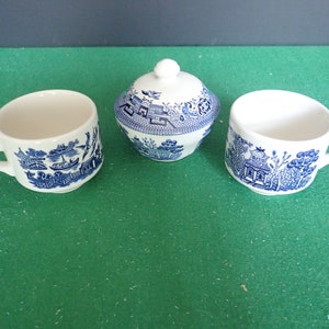 Churchill Blue Willow Georgian Shape 4” Lidded Bowl and 2 Handled Cups Made in England