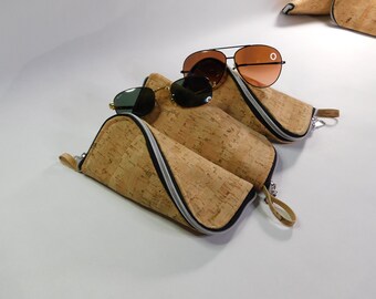 Men's Cork Sunglass case for Aviators,  handmade eyeglass case, unique design, Gift for Dad  Unisex, Minimalist #EGBC Sustainable product