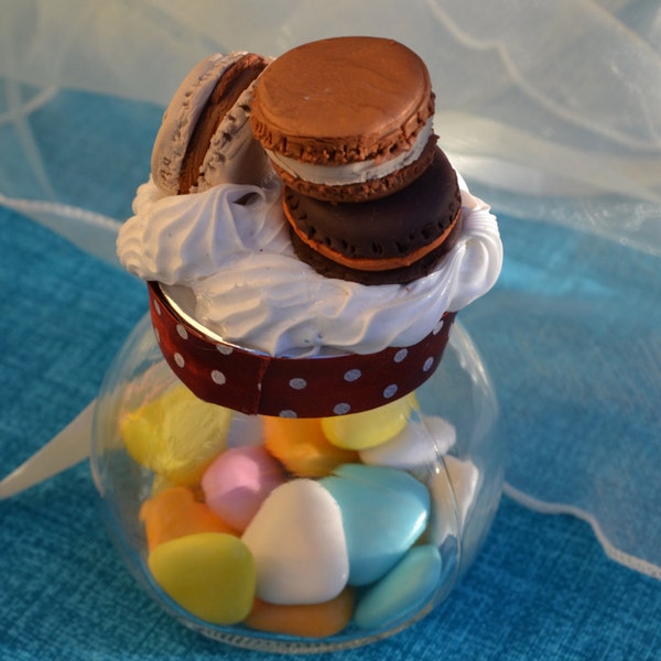 Macarons / bocaux uniques décorées avec de l'argile polymère / Sweet et belle à donner / Favors / Special Occasions / Cadeau original