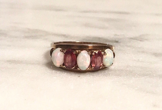 Vintage Opal and Pink Quartz Ring – 9 karat Yello… - image 1