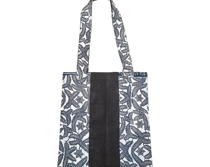 African print tote bag. 100% cotton. Shopping bag. Waxprint tote bag made in Ghana. Ankara print bag. Tissu de wax africain.