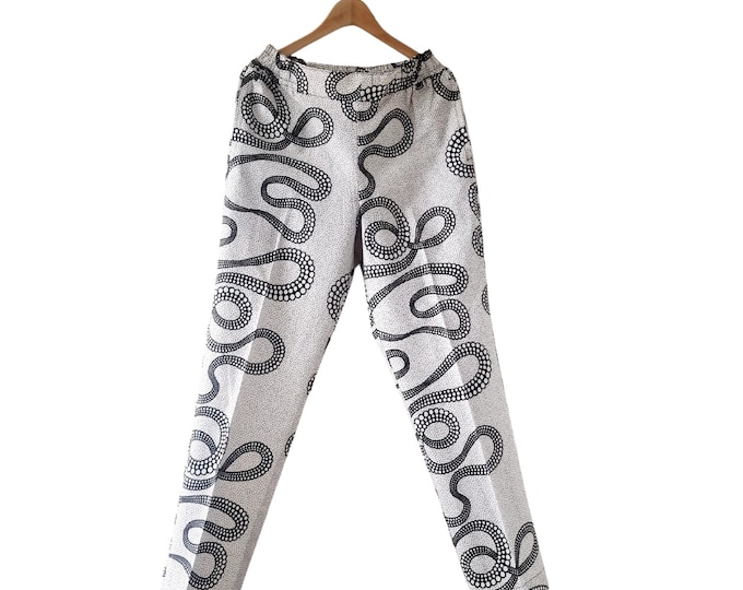 All sizes. Beautiful african print trousers. Waxprint cotton fabric. Handmade pants. Ankara wax batik. Black and white pattern. Summer wear.