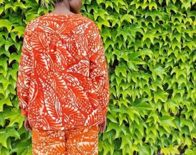 Organic cotton shorts. Artisan luxury. Handmade unisex. Authentic batik. Unisex pants. Sustainable clothing. Summer outfit. Made in Africa.