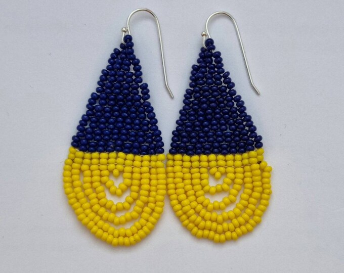 Sterling silver earrings. Ukrainian flag colours. Support Ukraine. Beadwork made in Kenya, Africa. Earrings handmade in Denmark.