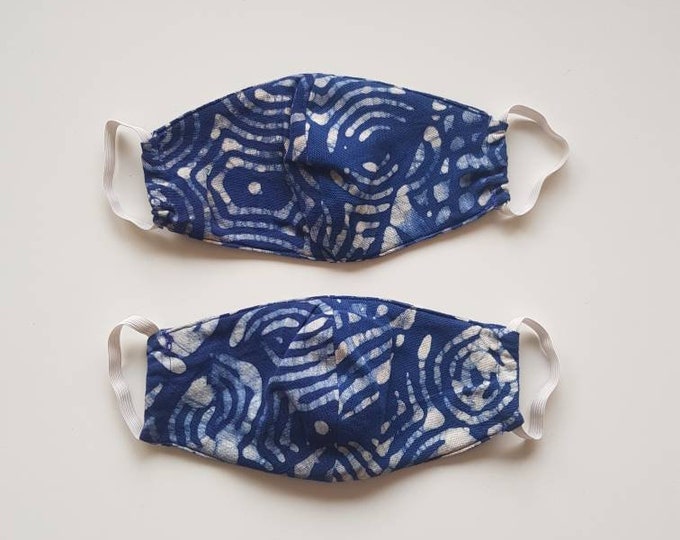 Organic cotton face mask. Batik face mask. Handmade batik. Boho face mask. Sustainable fashion. Sustainable face mask. Made in Burkina Faso.