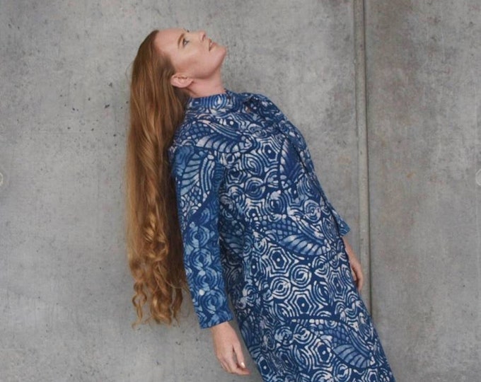 Organic cotton shirtdress. Handmade luxury dress. Coconut buttons. Sustainable authentic batik. Summer top. Artisan made. Made in Africa.