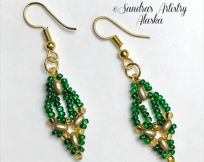 Beaded Earrings in Emerald Green-Gold