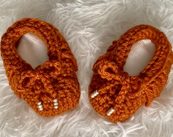 Moccasins for Baby/Infant Booties/Slippers in Rust (Unisex: 5 Infant Sizes)