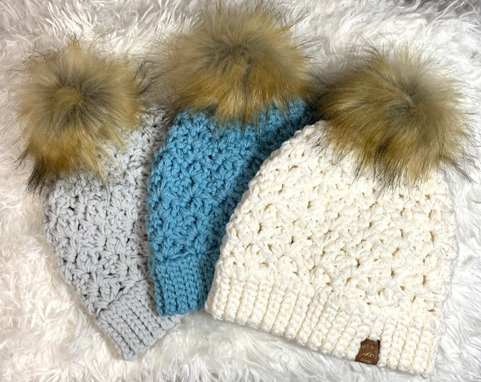 Chunky Beanie Hat with Pom (Gray, Blue, or White) 3 Color Options - Size Adult Medium