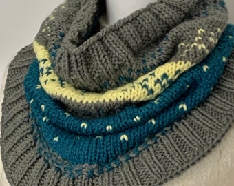 Cowl Knit Fair Isle Infinity Turtleneck (Medium Weight) in Gray-teal-Yellow
