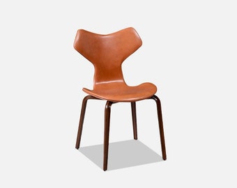 Arne Jacobsen "Grand Prix" Leather Chair for Fritz Hansen