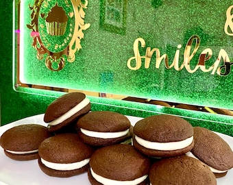 8 ct Classic Chocolate Whoopie Pies with Vanilla & White Chocolate Filling