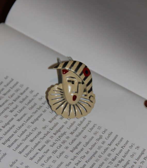 R.Derosa Pierrot enamel rhodium plated pin brooch
