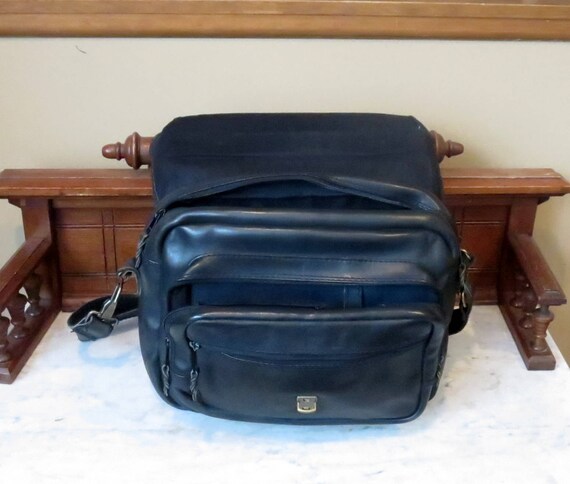 ellington messenger bag