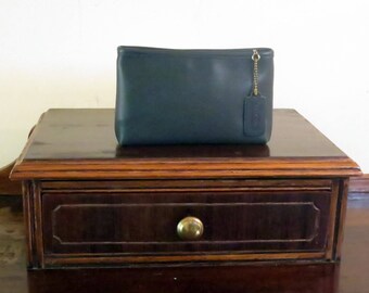 Reserved for R Dads Grads Sale Coach Cosmetic Case Large In Bottle Green - EUC