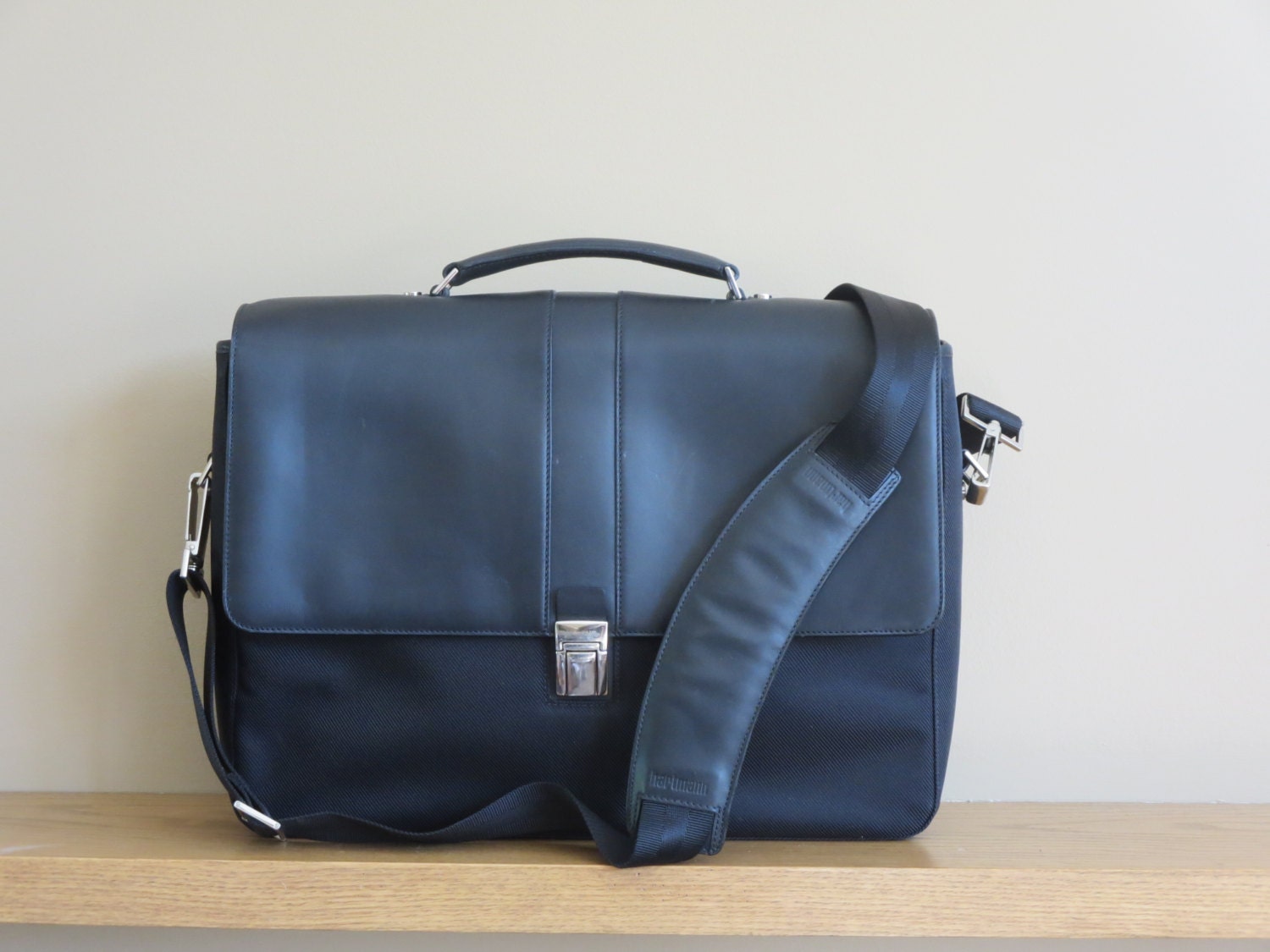 Hartmann Belting Leather Double Gusset Flapover Messenger Bag
