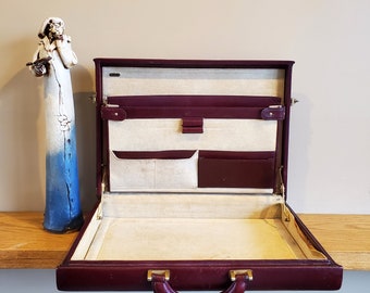 Vintage Tumi Briefcase Attache in Burgundy Leather With Gold Tone