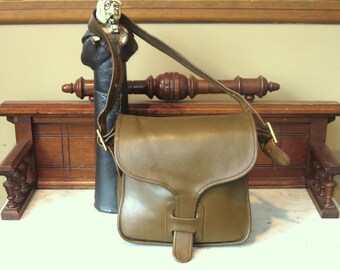 Dads Grads Sale Coach Courier Bag Style No. 8920 Putty (Tabac?) Leather- Pre Creed Logo- Made In The Factory In New York City
