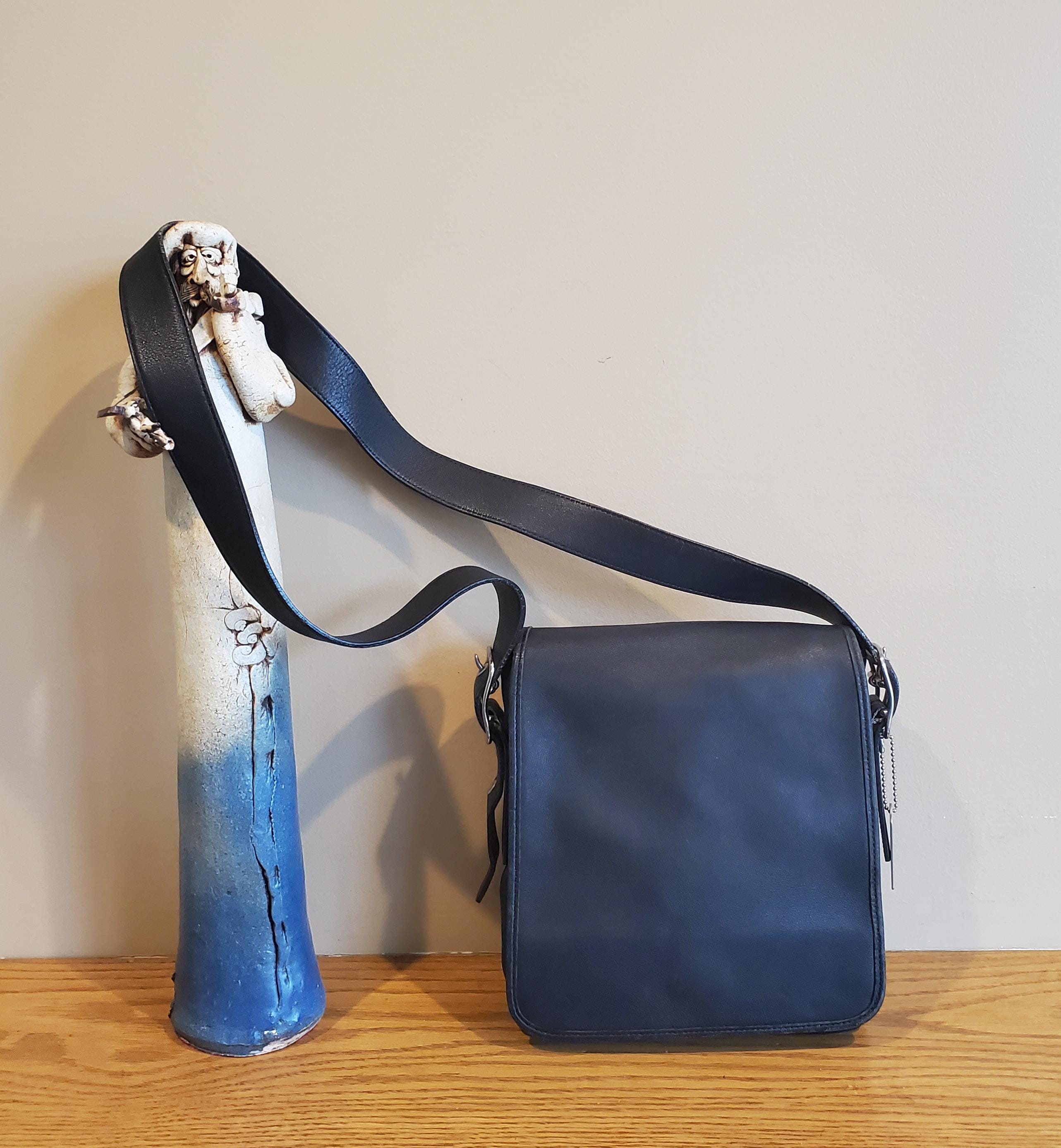 バッグ Coach Legacy Turnrock Slim Flap Leather Vintage Legacy Small Flap Bag | COACH®