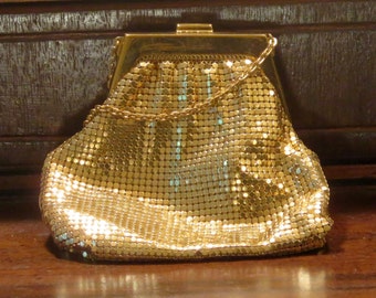 Dads Grads Sale Whiting and Davis Vintage Gold Mesh Coin Purse- EUC