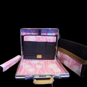 Vintage Samsonite Black Black Label Vintage 1965 Reissue Letter Briefcase With Pink Interior Lining & Pouches - USA Made - VGC Rare!