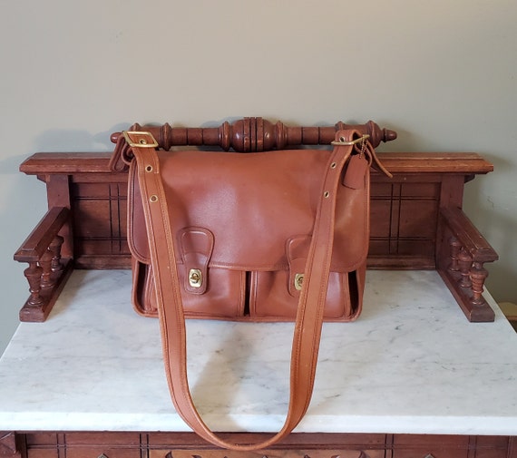 Coach tan store leather bag