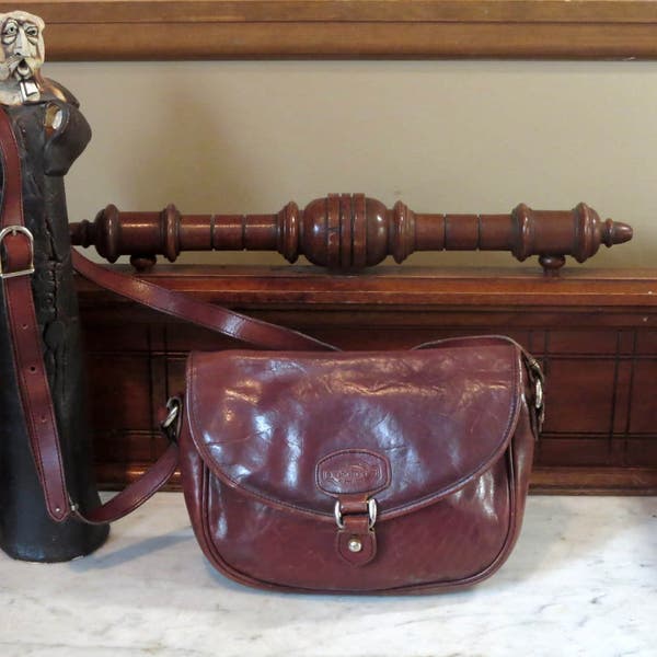 SALE Oroton Whiskey Brown Leather Saddle Bag Style Satchel With Gold Tone Hardware And Crossbody Strap - VGC- Nice Bag