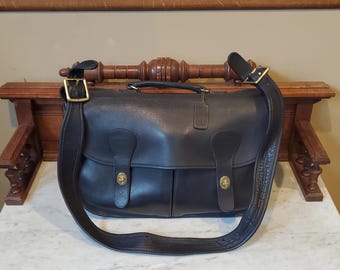 Vintage Black Leather Coach Carrier Bag – Brass Hardware, 1980s Creed - Made in USA - EUC