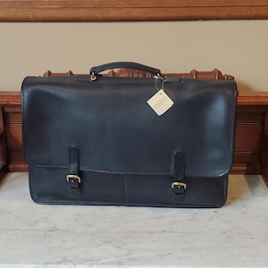 vintage JAMAIS UTILISÉ Porte-documents Coach Wall Street en cuir noir avec ferrures en laiton, style n° 5240 - Fabriqué aux États-Unis, neuf dans une boîte avec étiquette