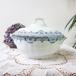 Saint amand "du barry" soup tureen Earthenware tureen Blue flower decor ~ Old dish ~ French Antique transferware