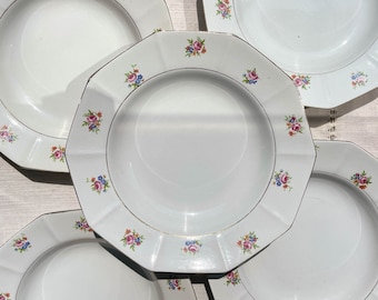 5 Vintage opaque porcelain soup plates by SALINS with a floral pattern - Floral plates - Vintage French tableware