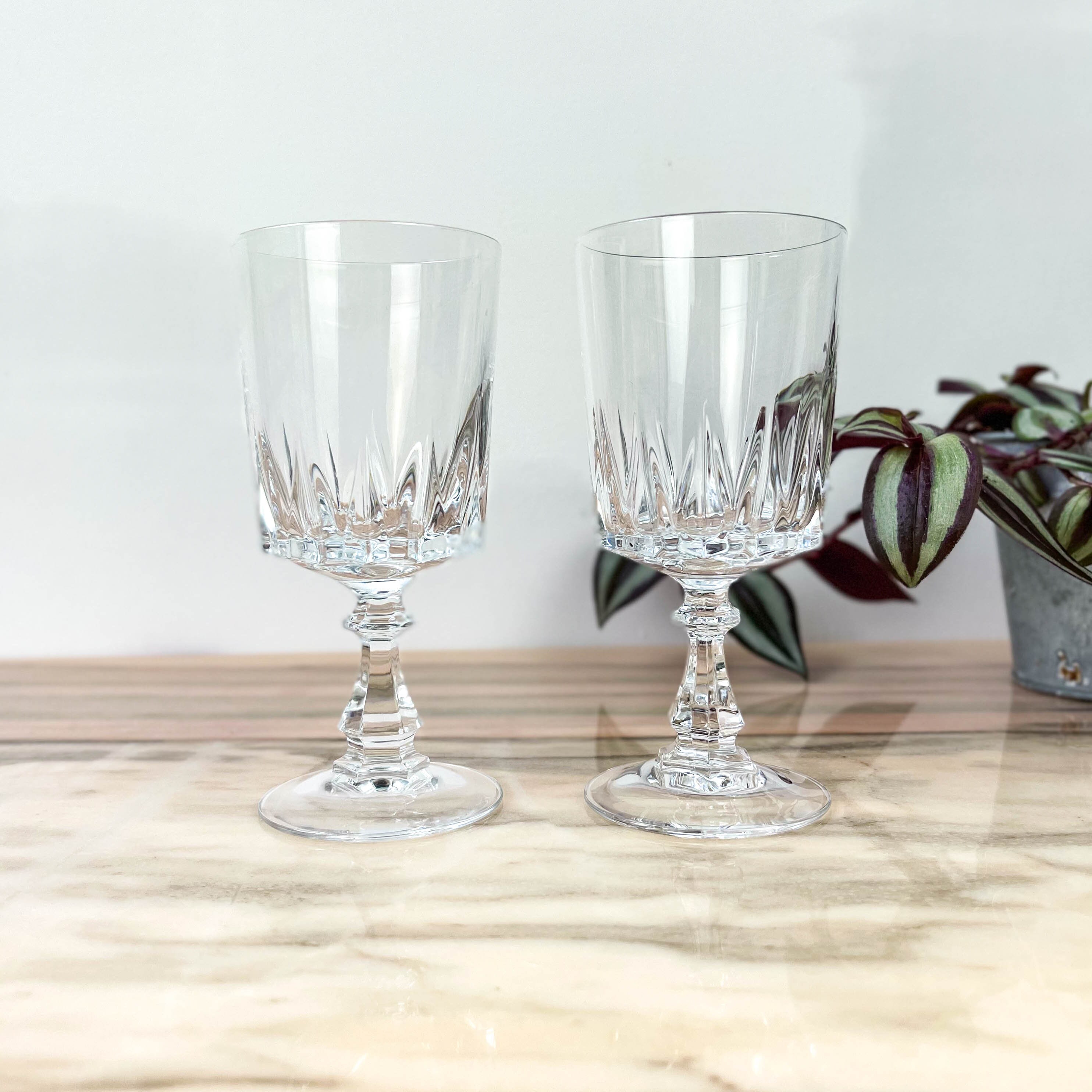 2 Verres à Vin Blanc Cristal d'arques Modèle Louvre ~ Pied Cristal Vintage ~