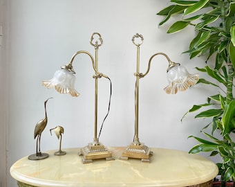 Para lamp biurkowych w stylu art déco z łabędzią szyją – złocony mosiądz i szkło, lata 20. i 30. XX wieku – zabytkowe lampy przegubowe