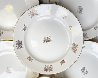 8 Vintage porcelain plates DIGOIN and SARREGUEMINES France 1950 small golden flowers - Vintage floral tableware - Golden plates