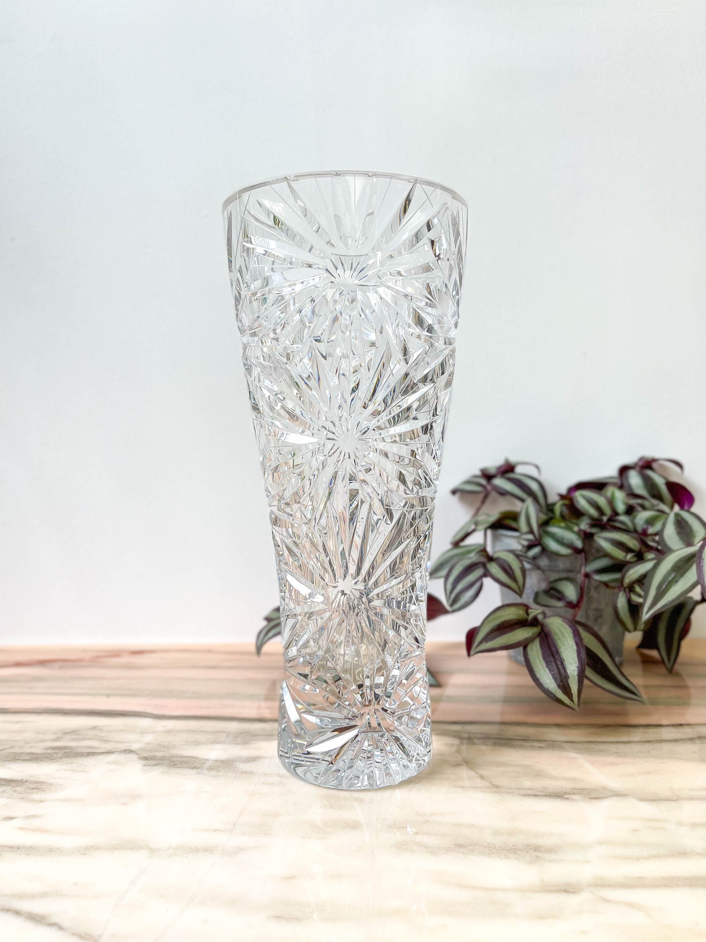 Vase en Cristal Ciselé Vintage ~ Vase Ancien Bouquet de Fleur Décoration Florale ~Centre Table ~Cade