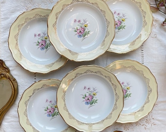 6 French Vintage porcelain soup plates floral pattern white, golden and yellow L&#39;Amandinoise 38754 - Vintage tableware -French tableware