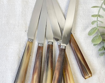 Set of 6 Vintage Horn Table Knives – Antique Cutlery for Elegant Dining – Retro Kitchen Utensils for Authentic Tableware