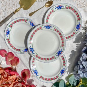 Set of 4 Small Antique Orchies Moulin des Loups Plates with Red, Blue, and Green Decor – Vintage French Tableware