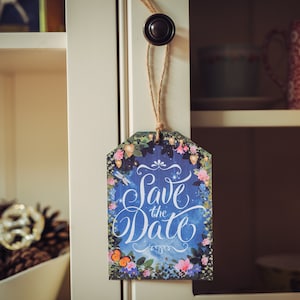 Songe des nuits d'été Réservez les dates | Étiquette de mariage | Nuit étoilée céleste | lune et étoiles | Quinceanera | Doux seize | Étiquette bleue