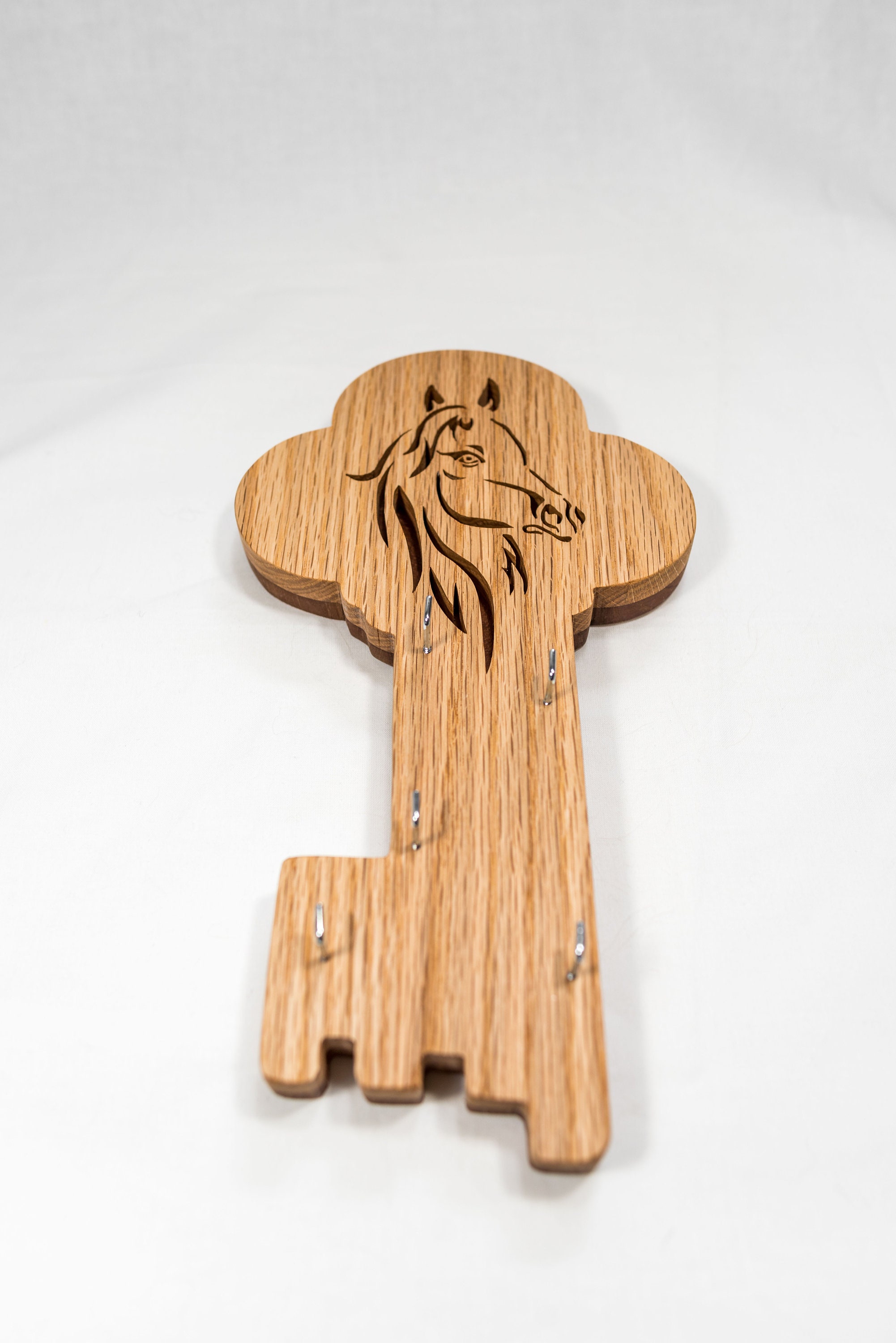 Soporte de llaves de madera de cerezo de nogal, colgador de llave único  Montaje sólido en
