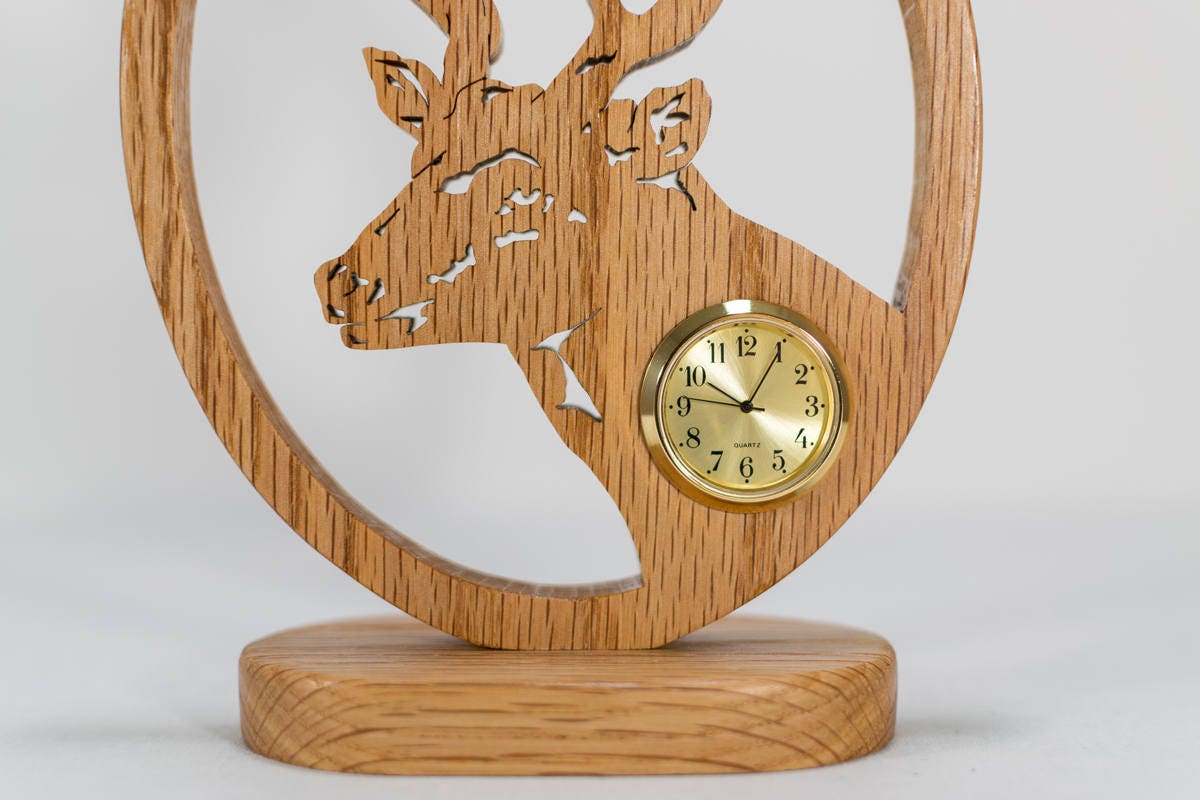 Wood Deer Clock op maat gemaakt met Red Oak Hardwood Etsy