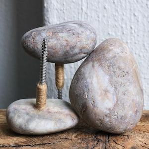 Wall Hooks Unique Coat Hooks Wall Mount Decorative Quartz Stone Hooks Wabi-Sabi Wall Decor