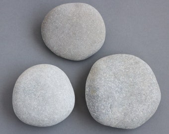 Round Rocks for Mandala Painting - Flat Smooth Sea Stones - Naturally Tumbled Pebbles