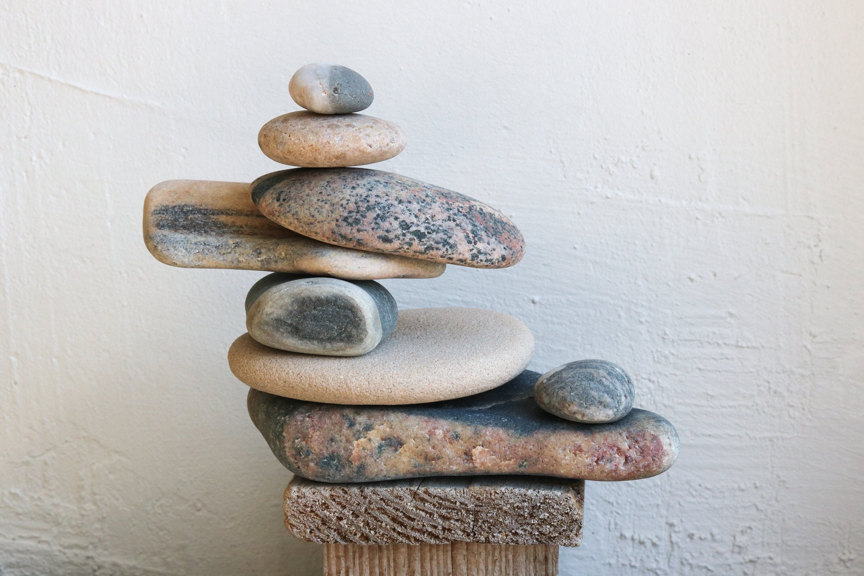 japandi art cairn - zen garden stones balance meditation rocks cadeau anti-stress pour lui