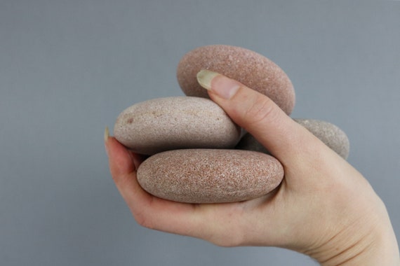 Flat Rocks to Paint - Kindness Rocks - Naturally Tumbled Smooth Sea Stones - Colorful Decorative Pebbles