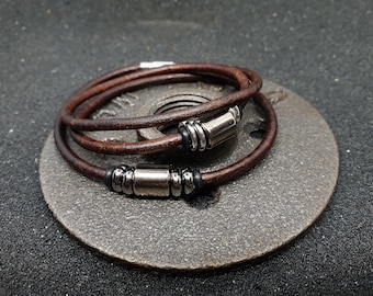 Pulseira de couro com contas, pulseira de couro envoltório - pulseira de couro envoltório antiga - couro rústico, joias com três voltas. Pulseira de couro legítimo