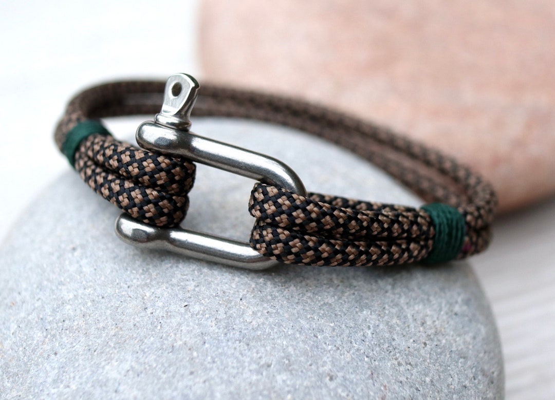 Survival Bracelet Shackle Buckle Paracord Bracelet With D Shackle