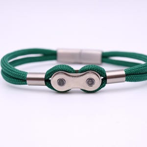 Bike chain paracord bracelet. Cyclist gifts image 4